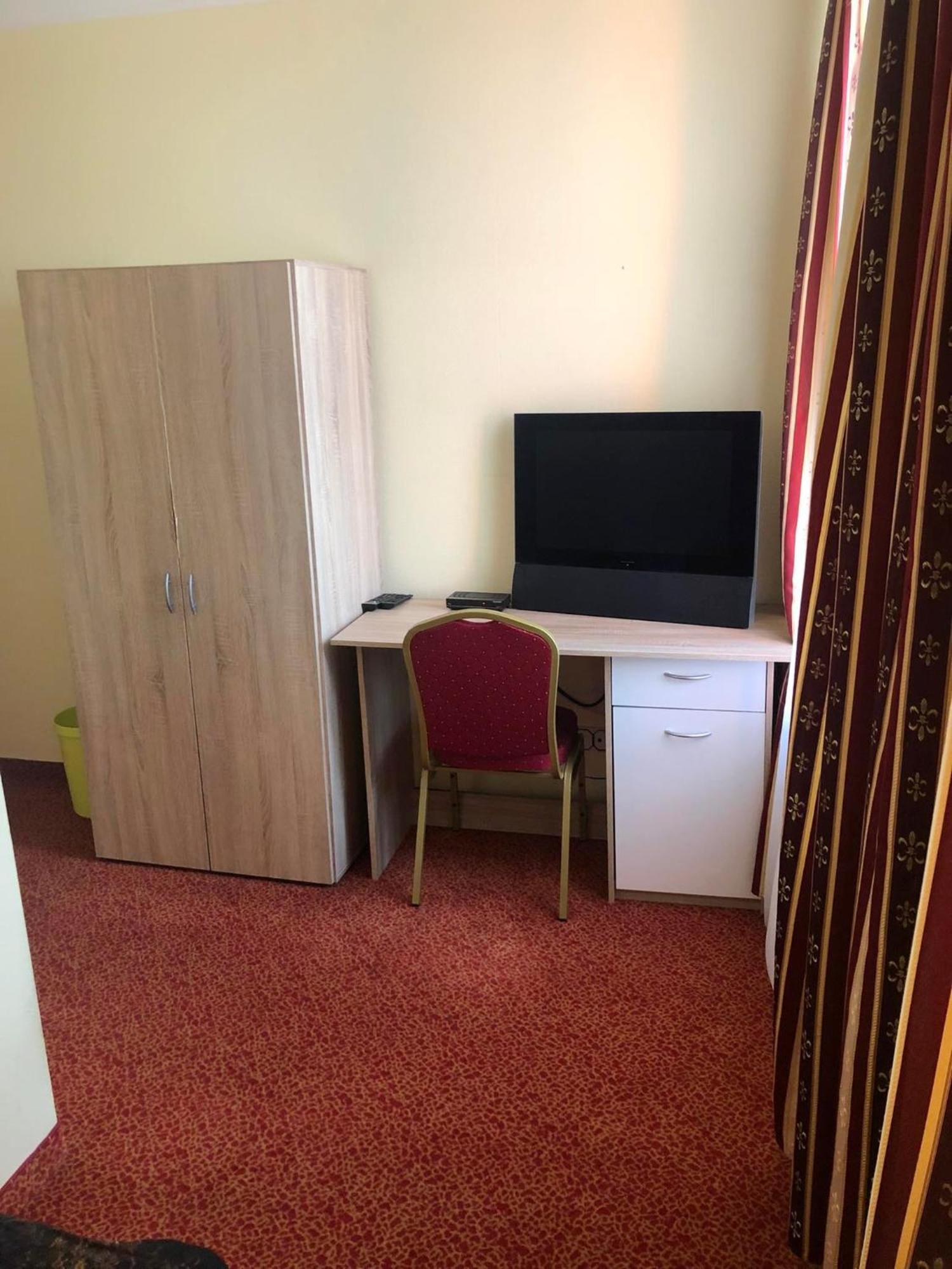 Hotel Eulenspiegel - Das Erlebnishotel In Riesa Rom bilde